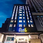 Fives Hotel Meldrum